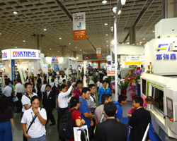 International and domestic renowned exhibitors present their best and newest products in Taipei PLAS 2016.